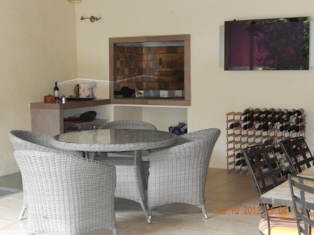 Azille B&B Tour De Saint Anne المظهر الخارجي الصورة