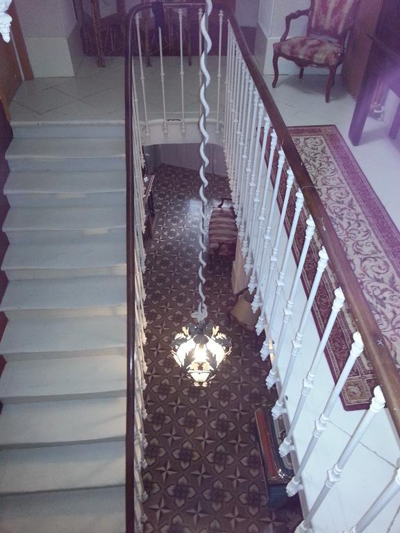 Azille B&B Tour De Saint Anne المظهر الخارجي الصورة